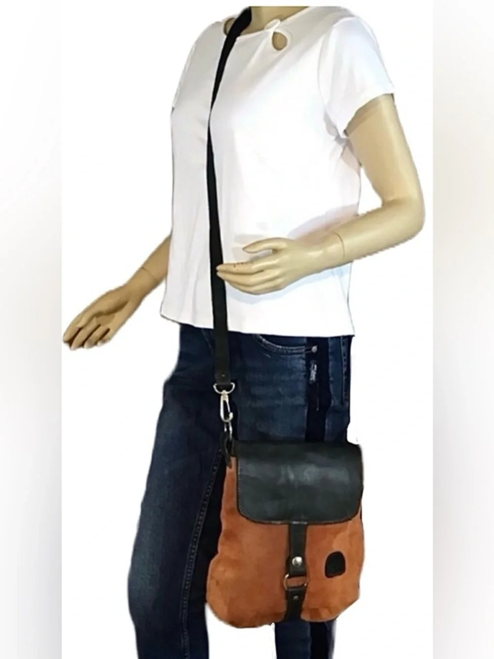 EL CEIBO HANDCRAFTED TAN SUEDE AND BLACK LEATHER CROSSBODY MESSENGER BAG